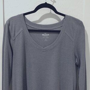 Hollister Women's Gray Waffle V Neck Long Sleeve Tee Top Size L Large